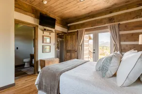 Reems Creek Mountain Cabin - Image 5