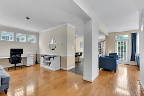 Luxurious Stylish Home 5BD Prime Location - Image 4