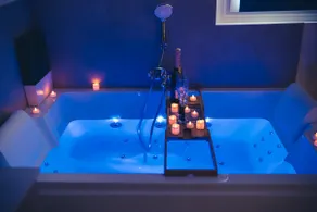 My Love Nest Private★ Jacuzzi★ Relaxation★❤️ in Le Mans - Image 5