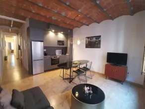 Beautiful Gothic Quarter Apartment 2 Bedrooms - Image 2