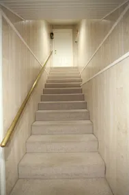 1,000 sq ft loft mainly all open space/GARAGE! - Image 3
