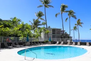 Enjoy the sunset at OCEAN FRONT 1BR Apartment - pool on site! - Image 2
