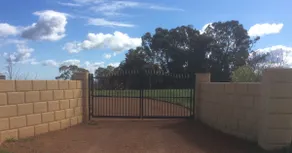 A room with views,hills and valleys north of perth - Image 2