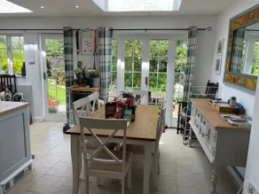 Lovely cottage, log fire & garden close to beach - Image 4