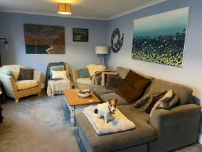 Lovely cottage, log fire & garden close to beach - Image 3