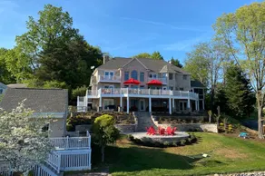 The Fun Spot 3 - Serene Home with Beautiful Lake & Mtn Views to Relax and Enjoy! - Image 3