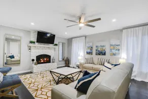 Gated Home for 12 with Huge Entertainer's Deck - Image 3