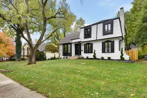 Gated Home for 12 with Huge Entertainer's Deck - Image 2