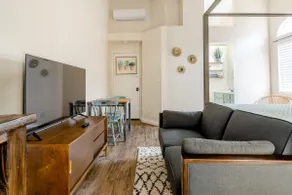 The Beau Nest | Cozy and Private Stay - Image 3