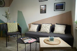 Cozy Apartment – Auto Museum – Parc Expo – Free Parking - Image 4