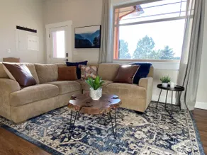 2Bdrm Cozy and Comfortable Castle Rock Gem - Image 5