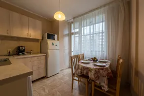 Marvelous Riverside Flat - Image 2