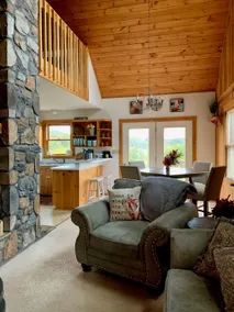 Julie’s Cabin, Private & Secluded, Peaceful Paradise with views, Dogs OK - Image 4