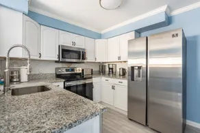 Renovated 2BR/2BA in SODO - Disney 20 Min Drive - Image 5
