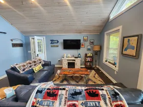 *All Decked Out* Lakefront, Kayak, Fish & Colgate! - Image 4