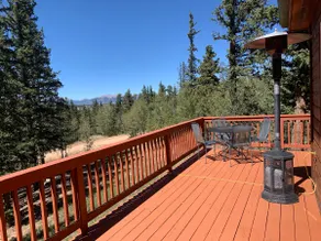 Beautiful Secluded Rocky Mountain Hideaway - Image 2