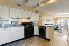 1.5 blocks from Ocean City's Gold Coast, Cozy 2 BR - Image 5