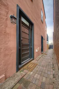 Historic home in the heart of downtown - Image 5
