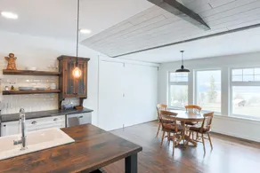 Farmhouse charm and lake views in Oyama - Image 2