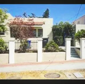 Charming 1923 Historical 2BR/1BA Great Location! - Image 3