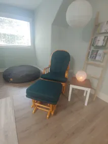 Peaceful Forest apartment close to ferry/beaches - Image 5