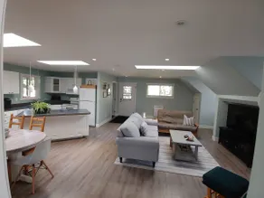 Peaceful Forest apartment close to ferry/beaches - Image 3