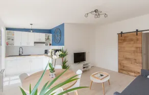 Charming apartment between port and castle - Image 2