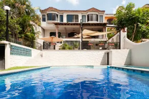 Bungalow in the heart of Cuernavaca - Image 4
