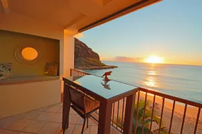 Beachfront Getaway - Hawaiian Princess Condo - Image 2