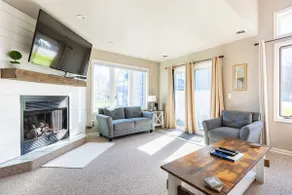 Across from Holiday Valley, sleeps 8, entire TH, walk to VLG, CLEAN, updated - Image 2