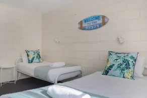 On the Lake at Penguin Mews - free wifi - Unit 7 - Image 3