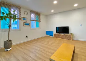Yeosu sensational accommodation for families/1 minute from City Hall, the center of Yeosu/Yeosu Balm Sea/Free parking - Image 3
