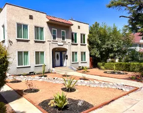 Downtown Riverside Stay, Walk to Mission Inn! - Image 4