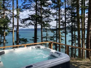 Sunrise Waterfront Retreat w/Hot Tub, Beach Access - Image 2