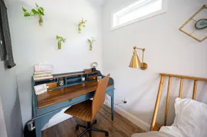 Mini Midtown Guesthome - Minutes to everything! - Image 5