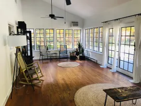 Charming Guest Suite in the Hudson Valley - Image 3