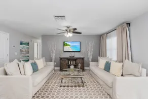 Elegant house w/heated Private Pool - Image 2