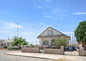 3 story home near downtown El Paso - Image 4
