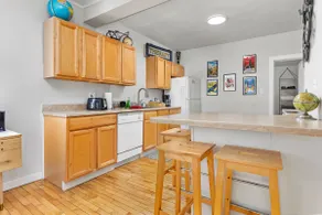 Fenced Yard - Stylish, Comfy Home: Walk Downtown - Image 4