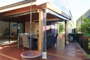 'Beachside' Holiday Home at Town Beach. - Image 5