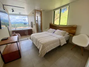With a jacuzzi on the balcony and a beautiful lake view - Image 4