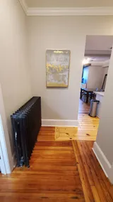 Walk to Bars/Restaurants 2BD 2 Full Bath - Image 5
