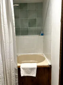 Stable Flat - Image 4