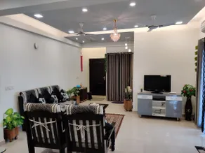 Near Taj | Spacious 3BHK: Anand's Aashiyana R123 - Image 2