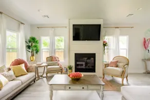 Mint Maven House - Hot Tub - Silo District - Image 5