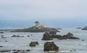 Fog Horn Inn — Pet Friendly Central Location. - Image 5