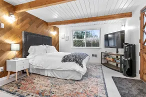 Lake Samish Cottage - Image 3