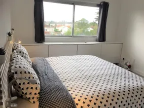 Comfortable designer apartment (Free Parking) 10 minutes from Bordeaux - Image 4