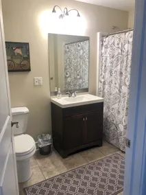 Beautiful Updated Condo In Grand Haven - Image 5