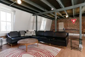 Soulard Little School & Gym - 3 bed 2 bath - Image 4